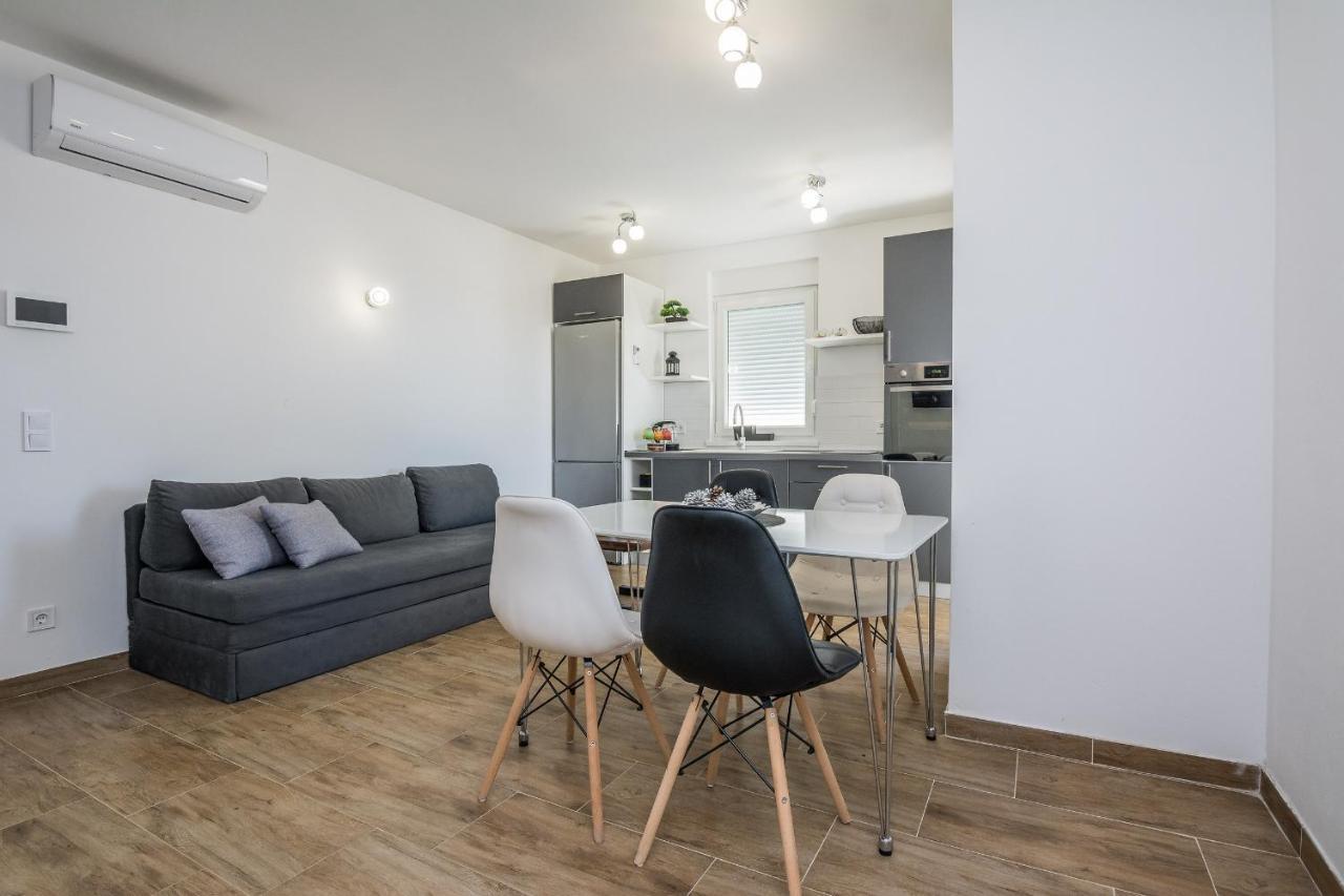 Apartments Pejakovic 비르 외부 사진
